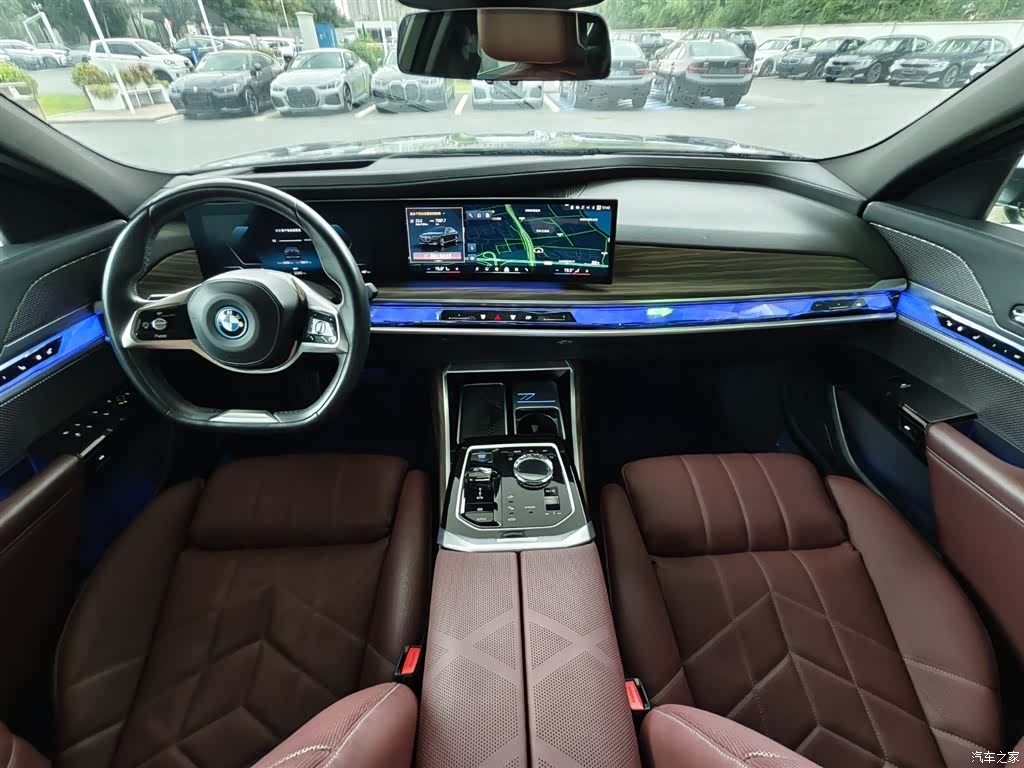 BMW i7, 2023 14