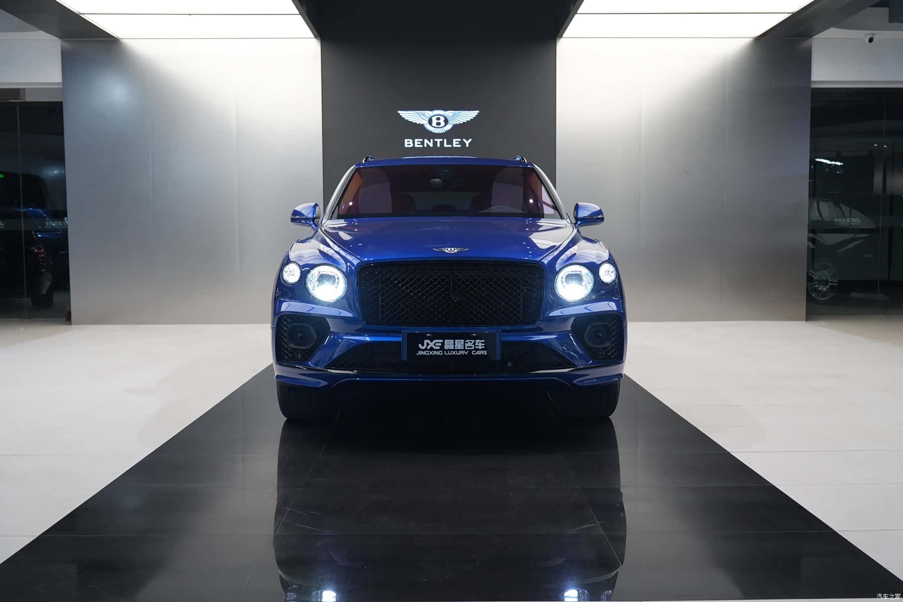Bentley Bentayga, 2021 2