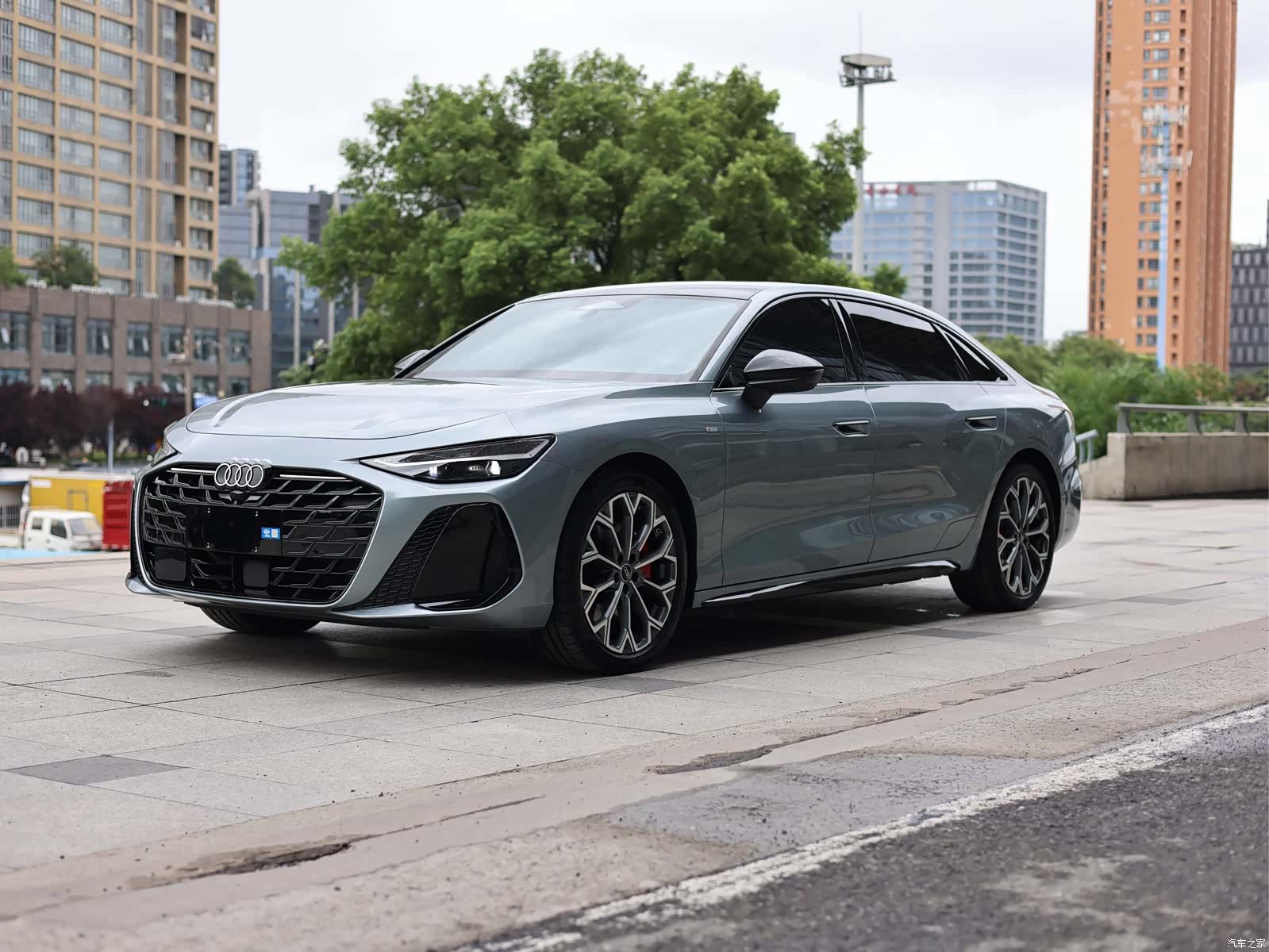 Audi A6L, 2026 1