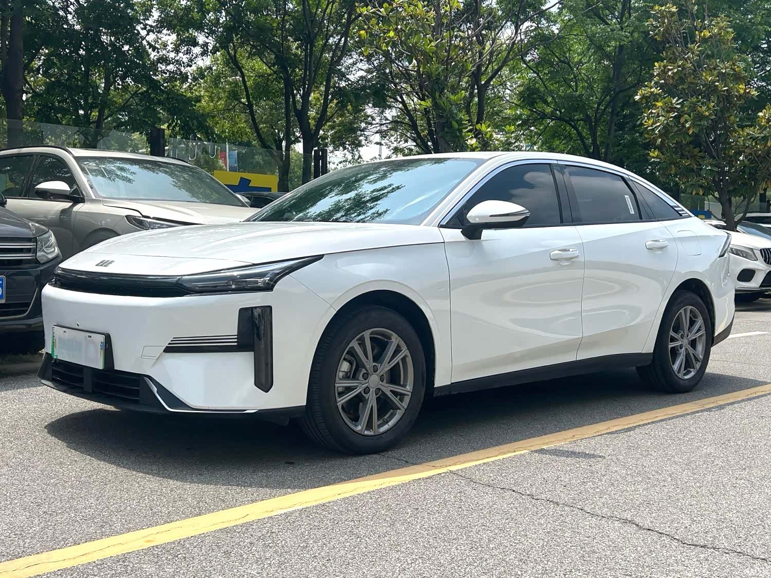Geely Galaxy L6