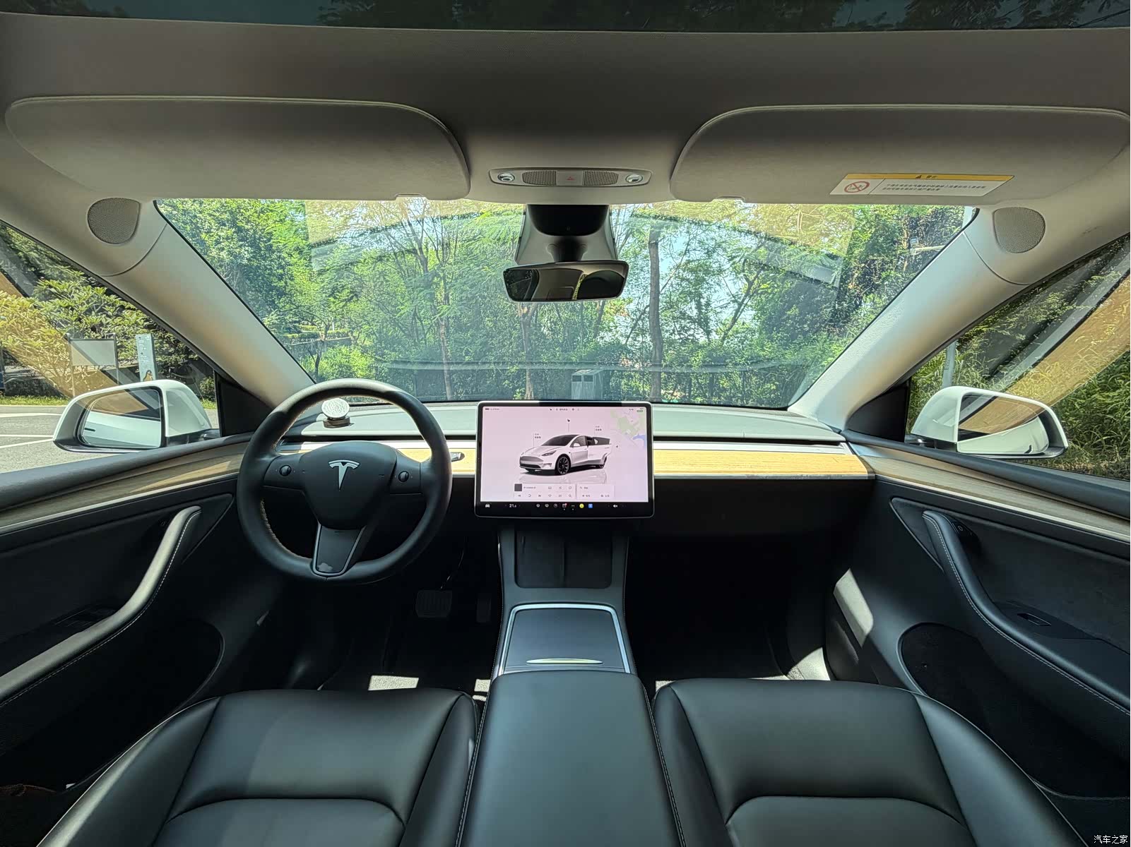 Tesla Model Y, 2022 11