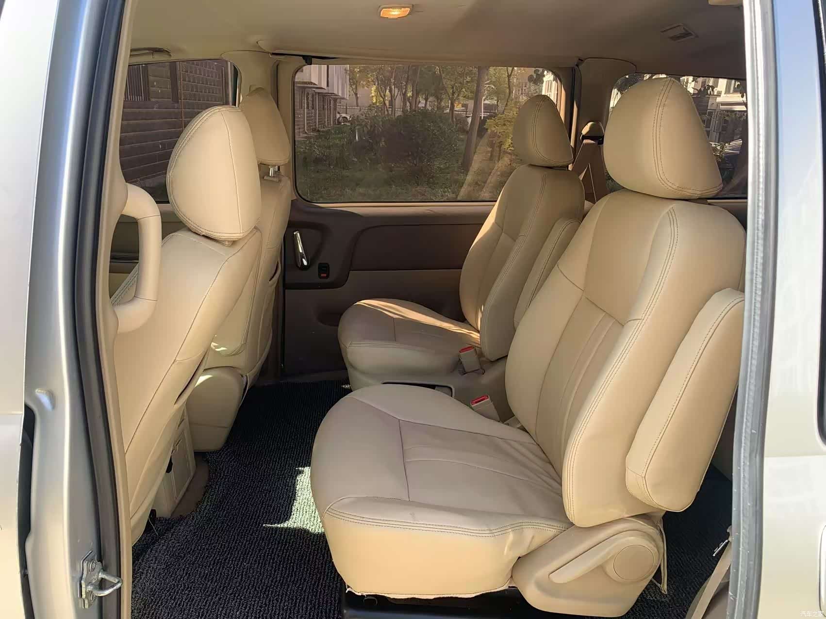 Buick GL8, 2016 4
