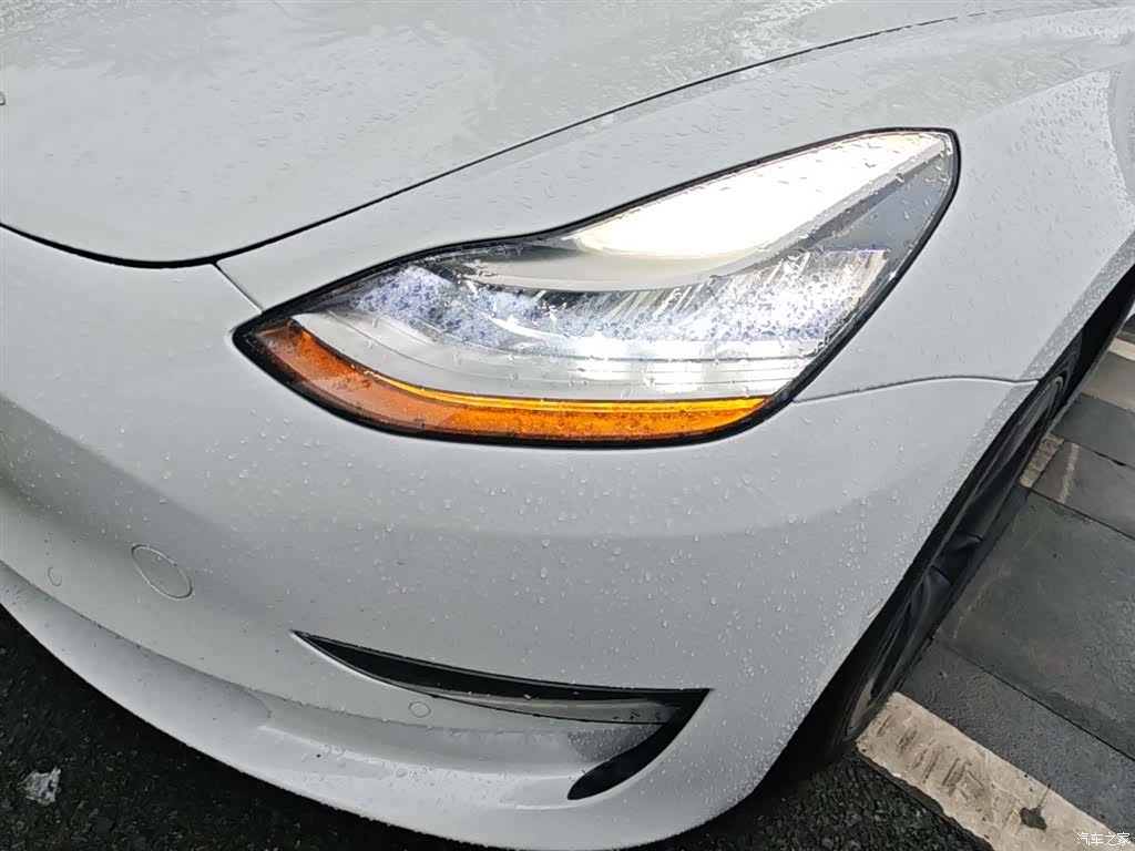 Tesla Model 3, 2019 24