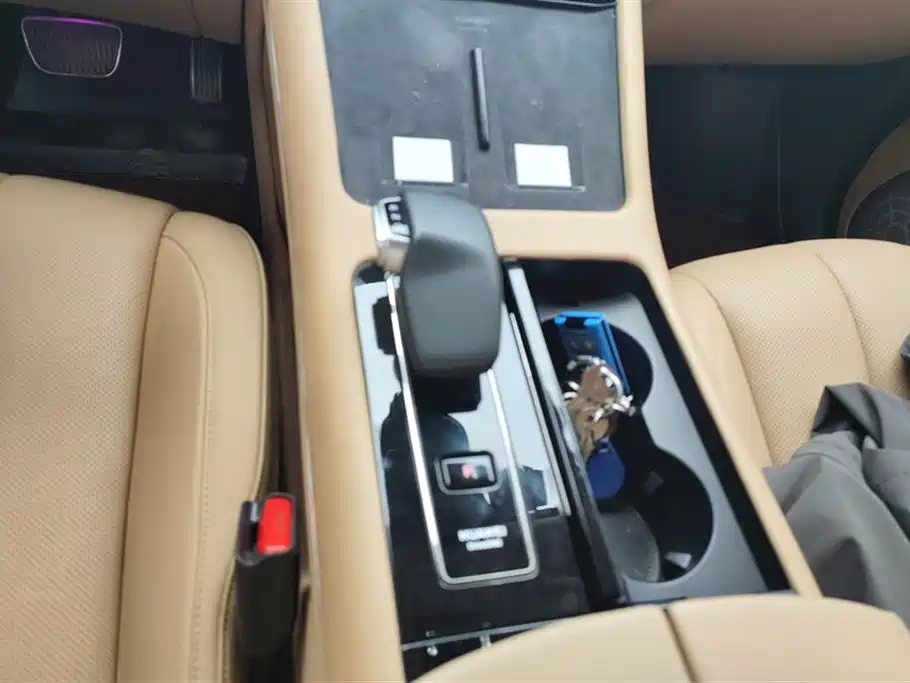 AITO Ask the world M7