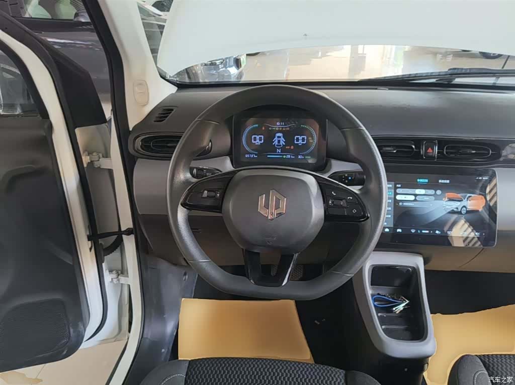 Leapmotor T03, 2021 11
