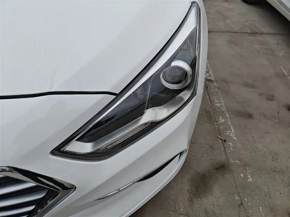 Hyundai Name picture