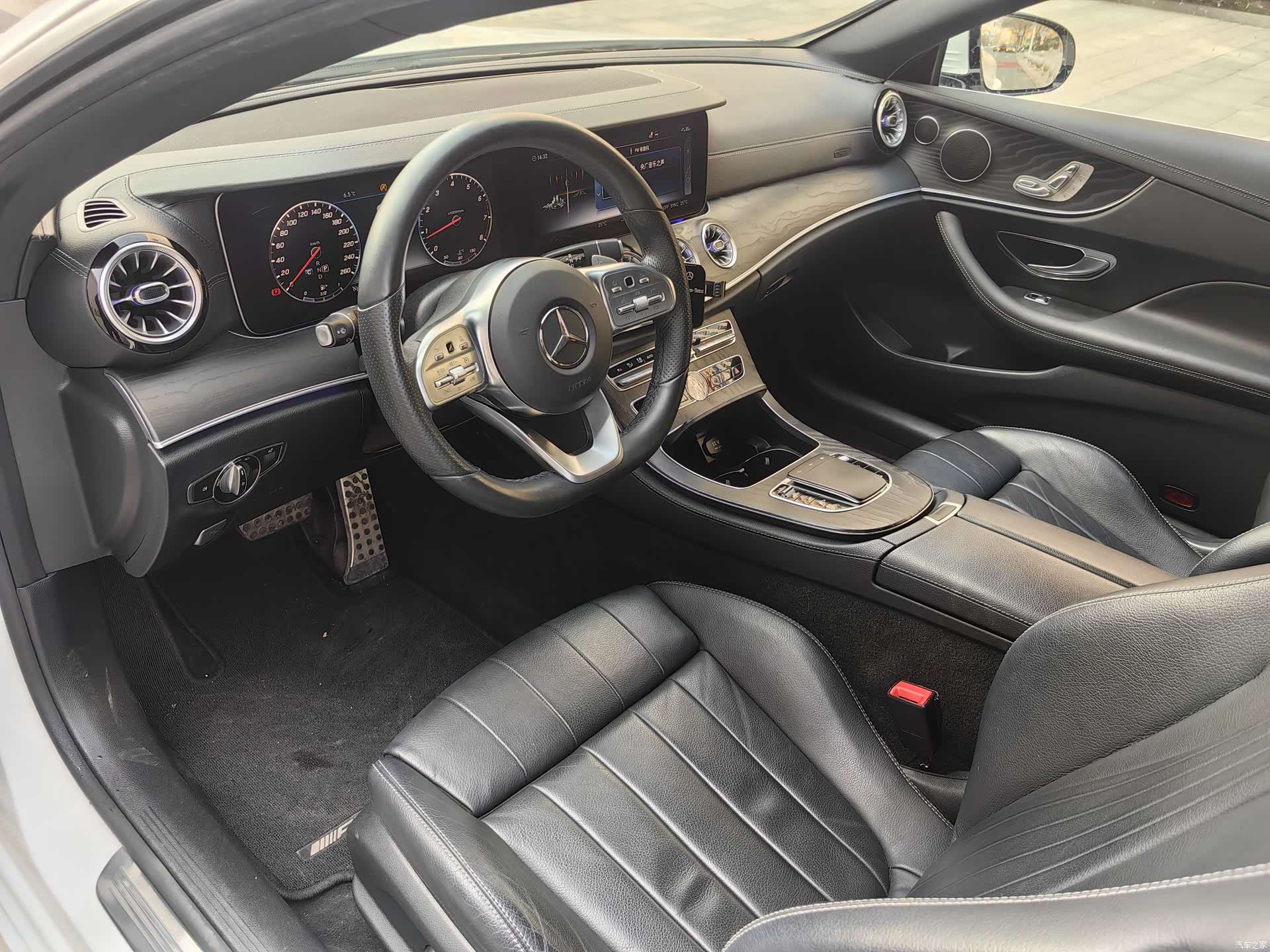 Mercedes-Benz E-Class, 2019 18