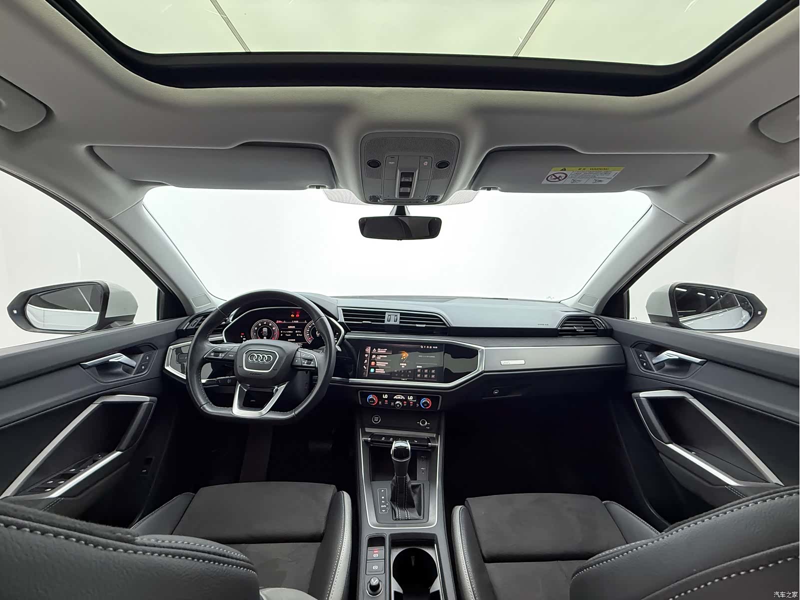 Audi Q3, 2022 9