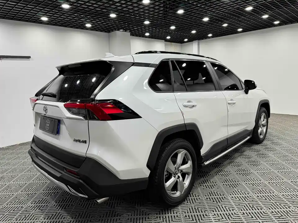 Toyota RAV4 Rongfang