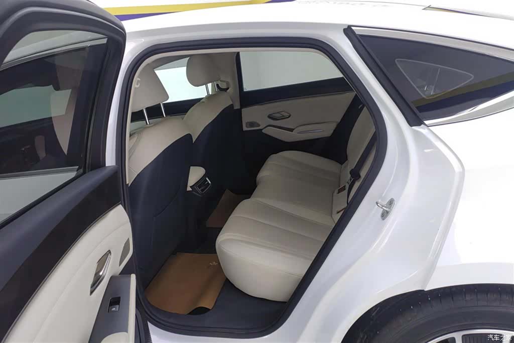 BYD Qin, 2024 11