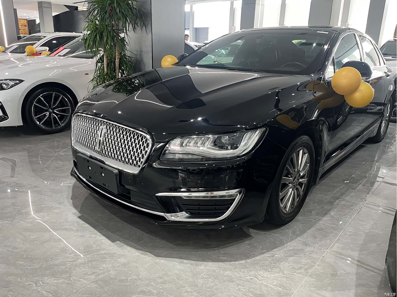 Lincoln MKZ, 2017 1