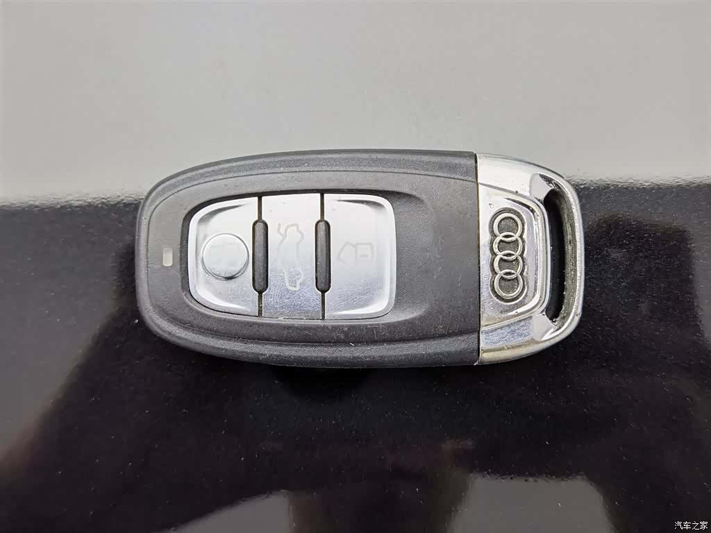 Audi A6L, 2014 19