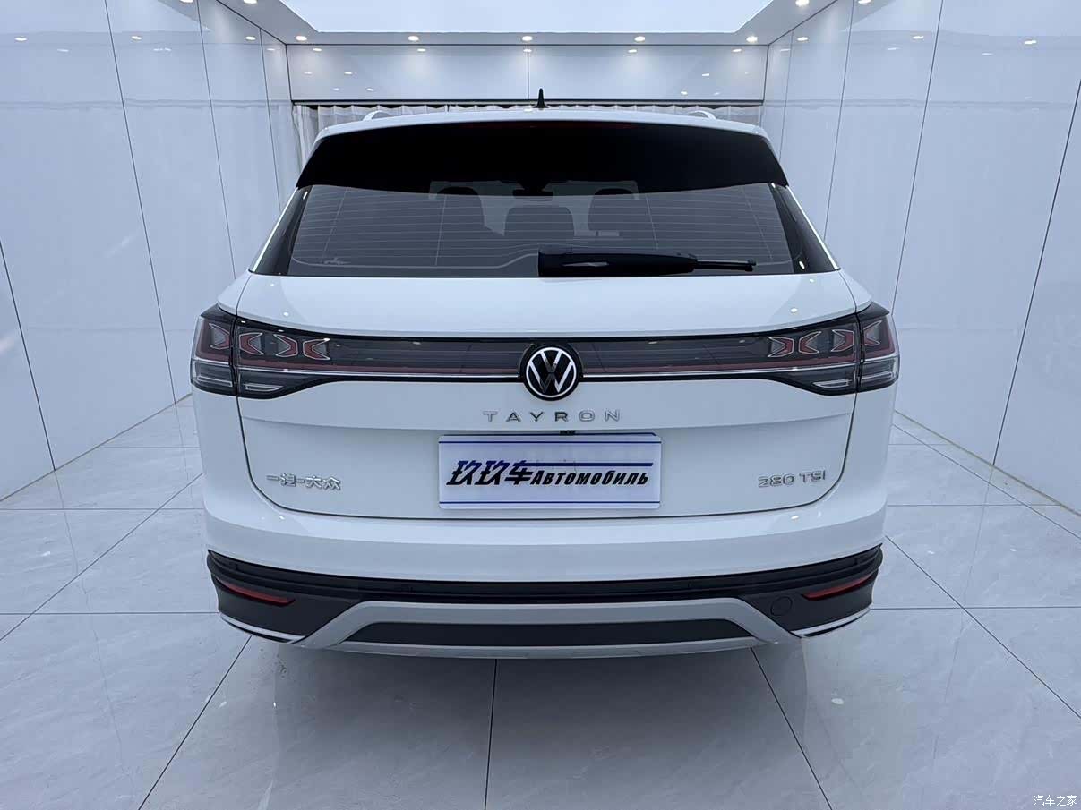 Volkswagen Tayron, 2023 все фото
