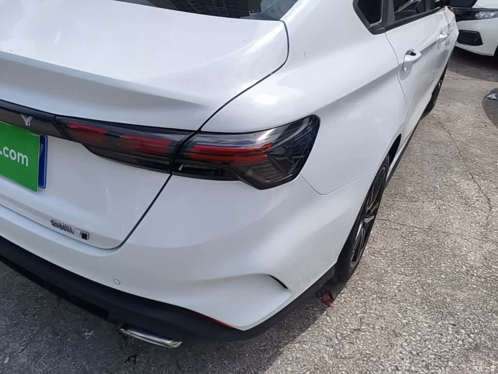 Geely Binray, 2025 24
