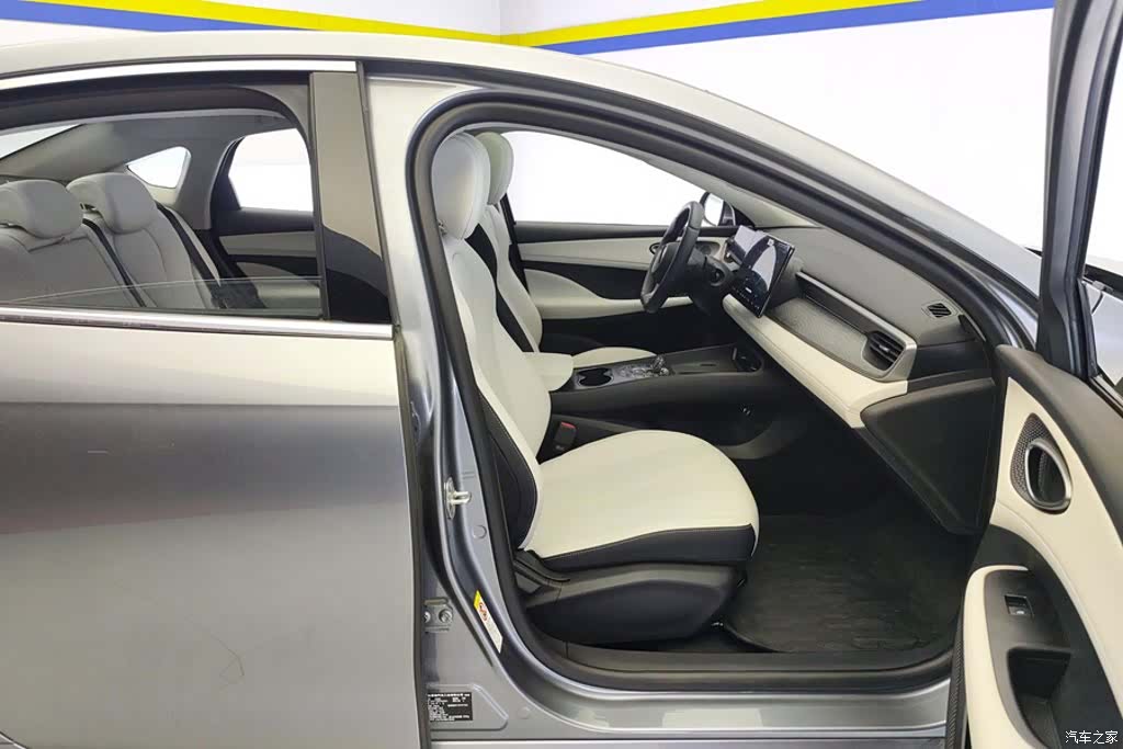 BYD Seal, 2025 8