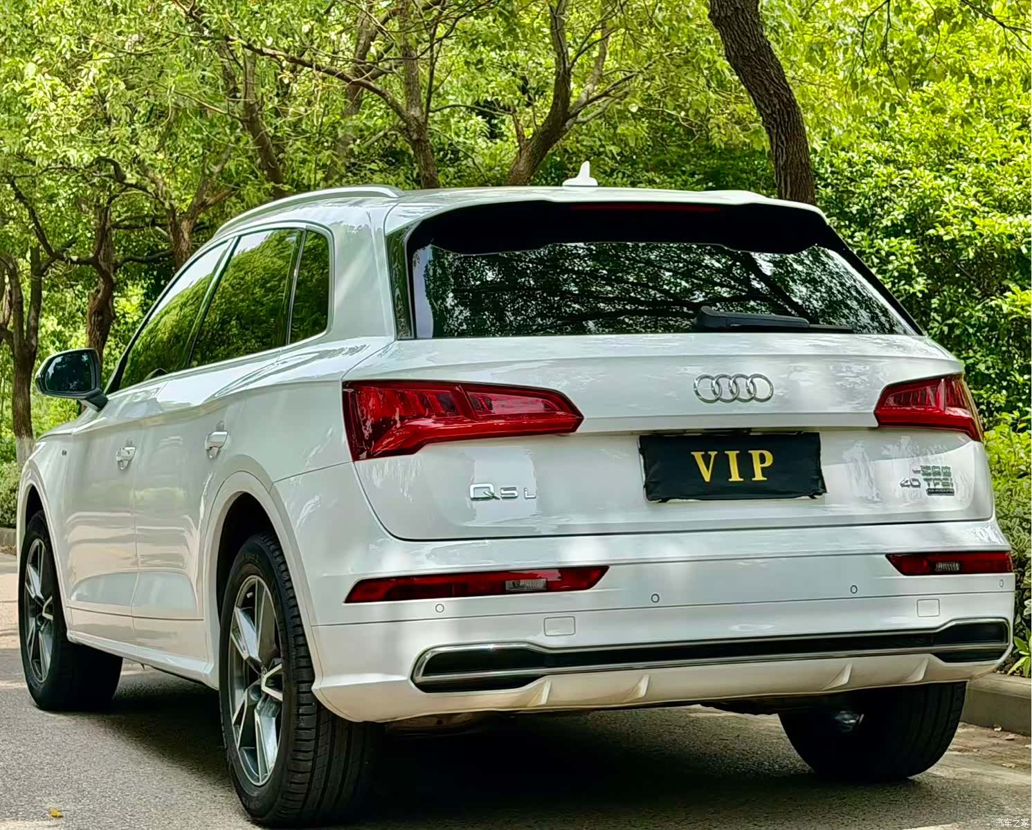 Audi Q5L, 2019 9