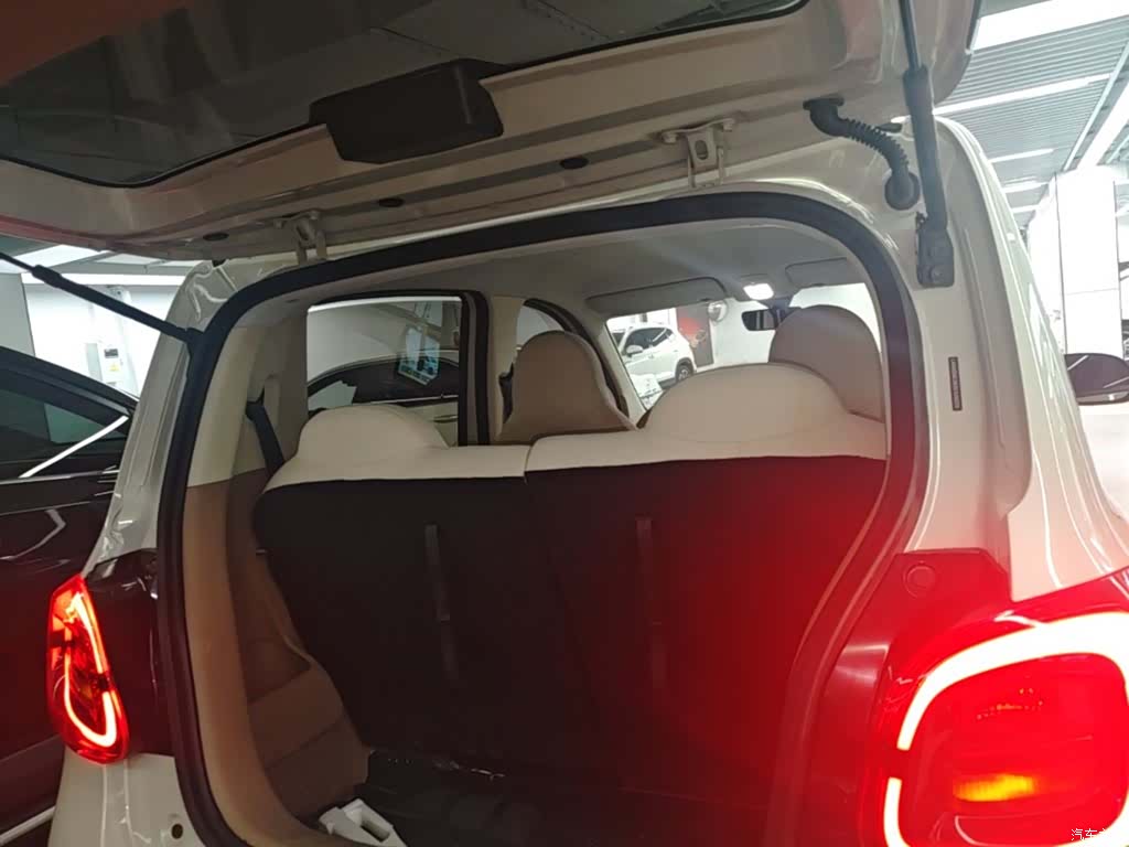 Wuling MINIEV, 2025 19