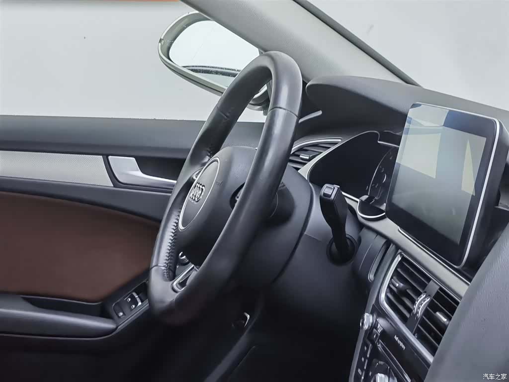 Audi A4L, 2016 22