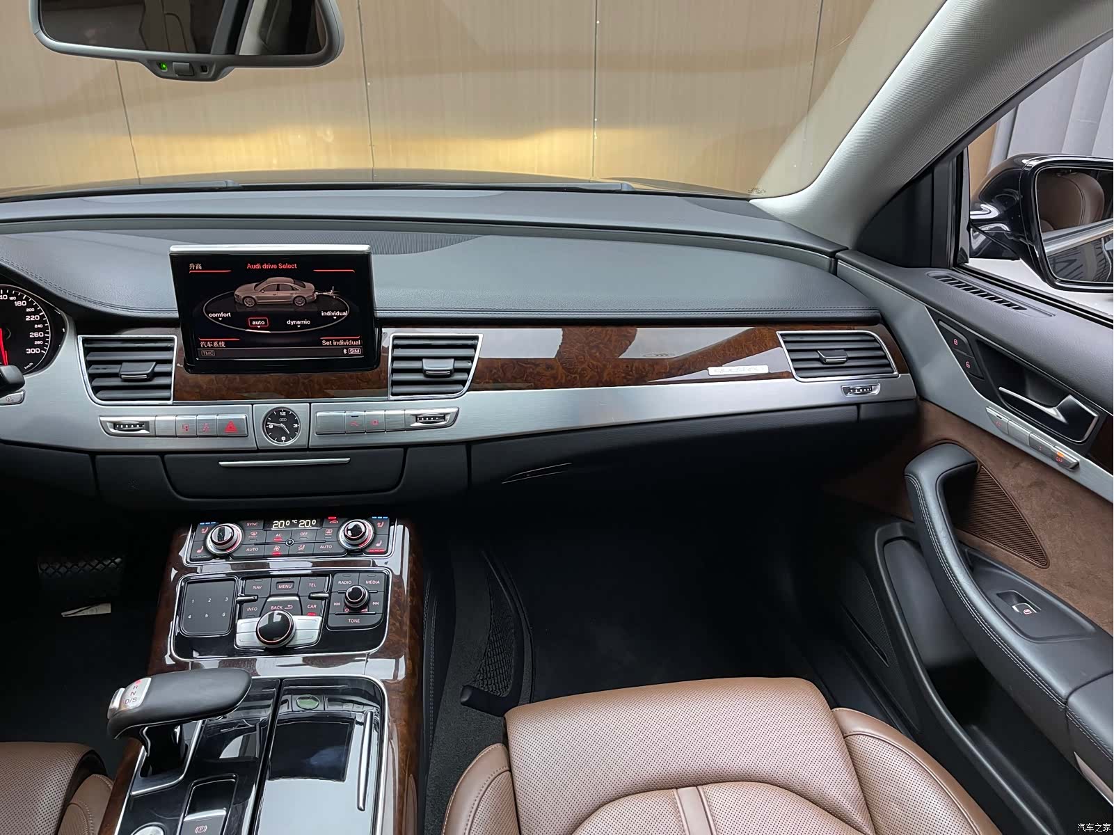 Audi A8L, 2011 все фото