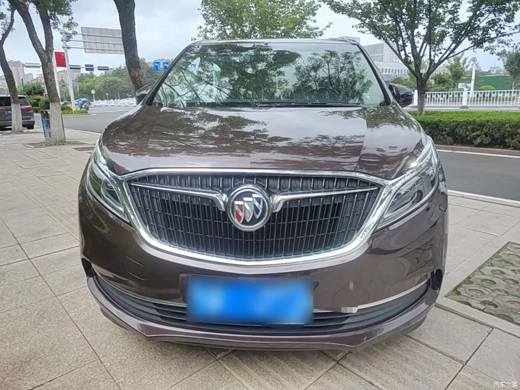 Buick GL8, 2017 3