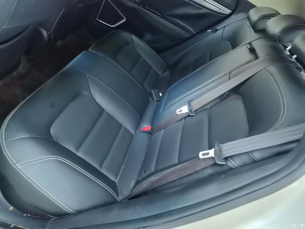 Geely Emgrand, 2017 17