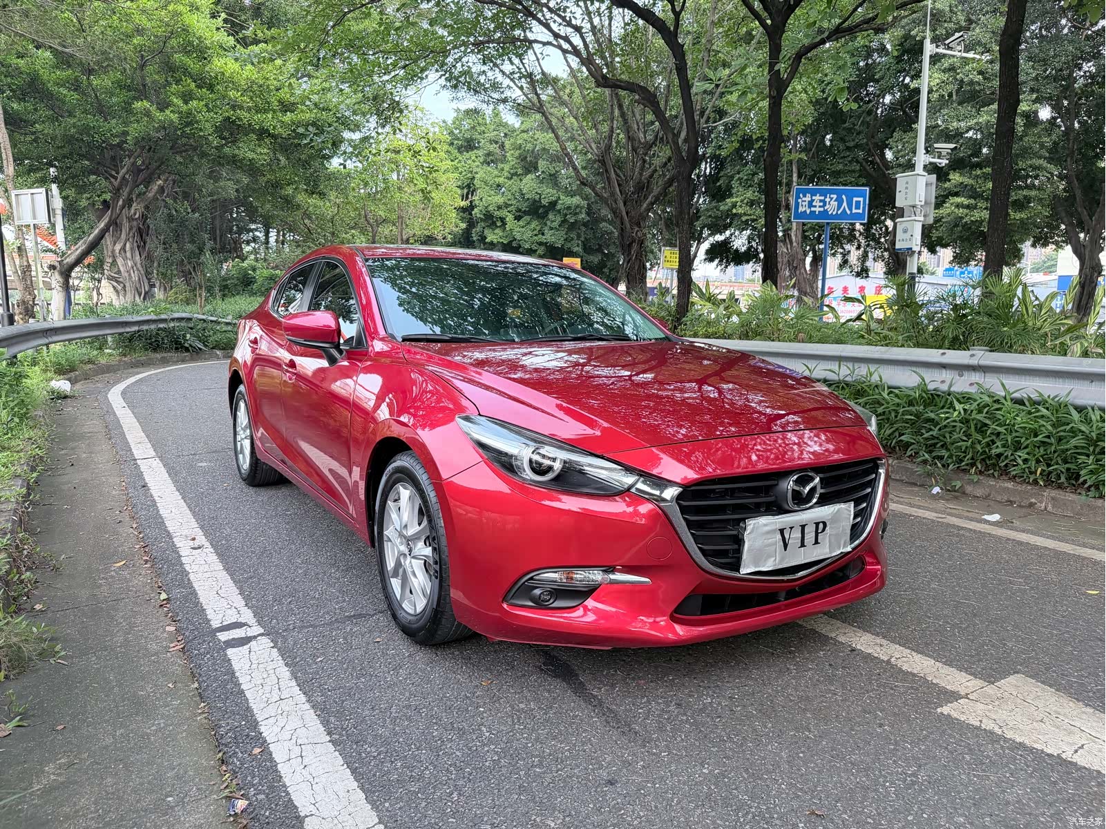 Mazda Mazda3, 2019 4