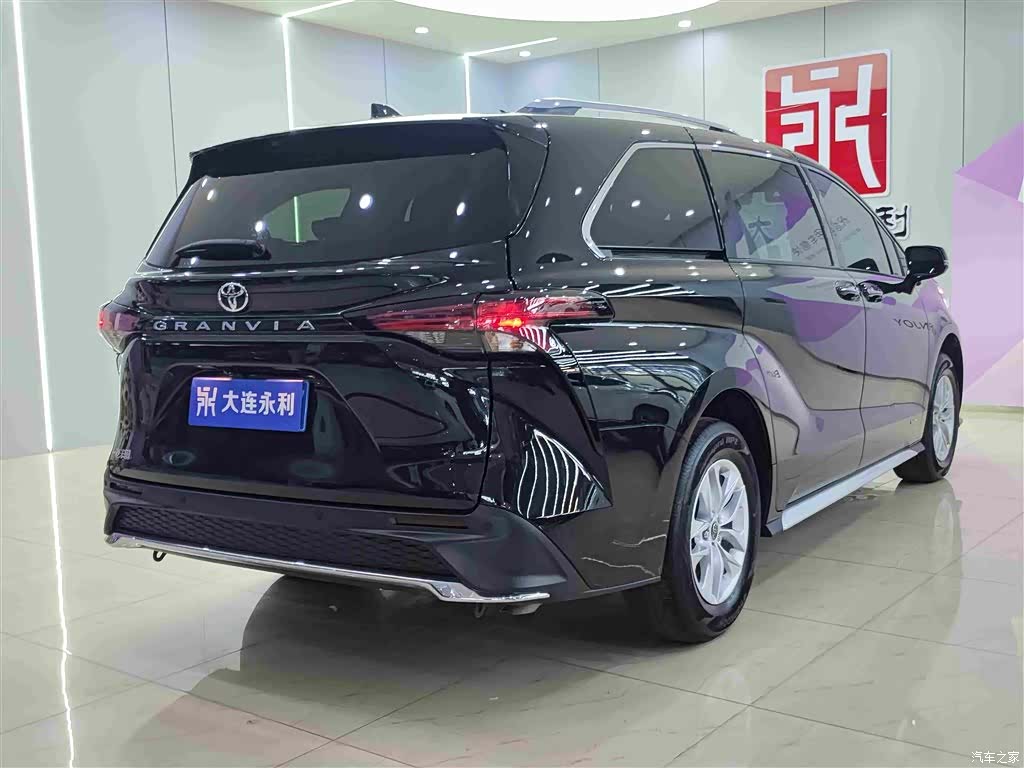 Toyota Granvia, 2024 6