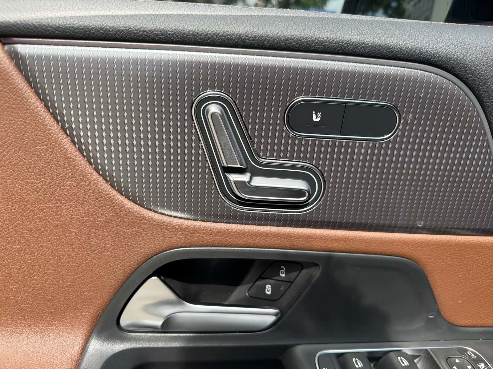 Mercedes-Benz GLB, 2022 17