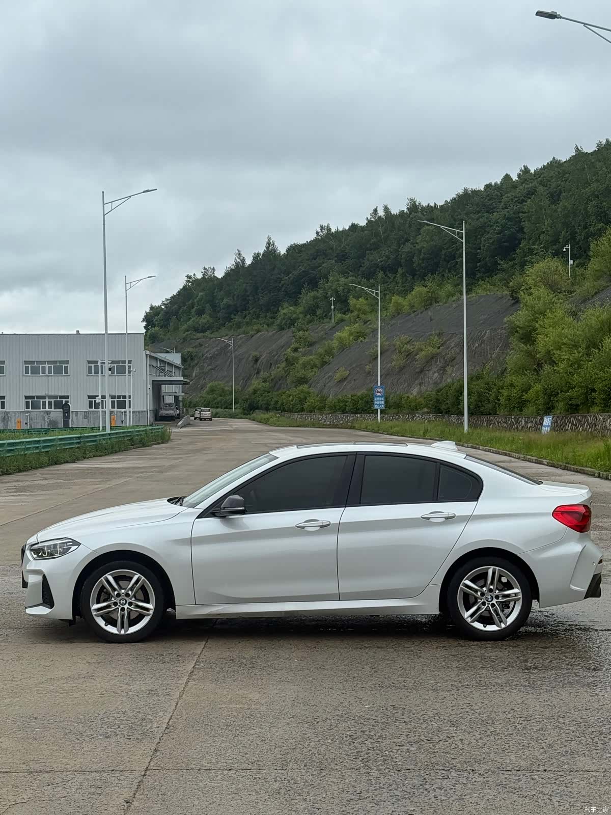 BMW 1 Series, 2022 3
