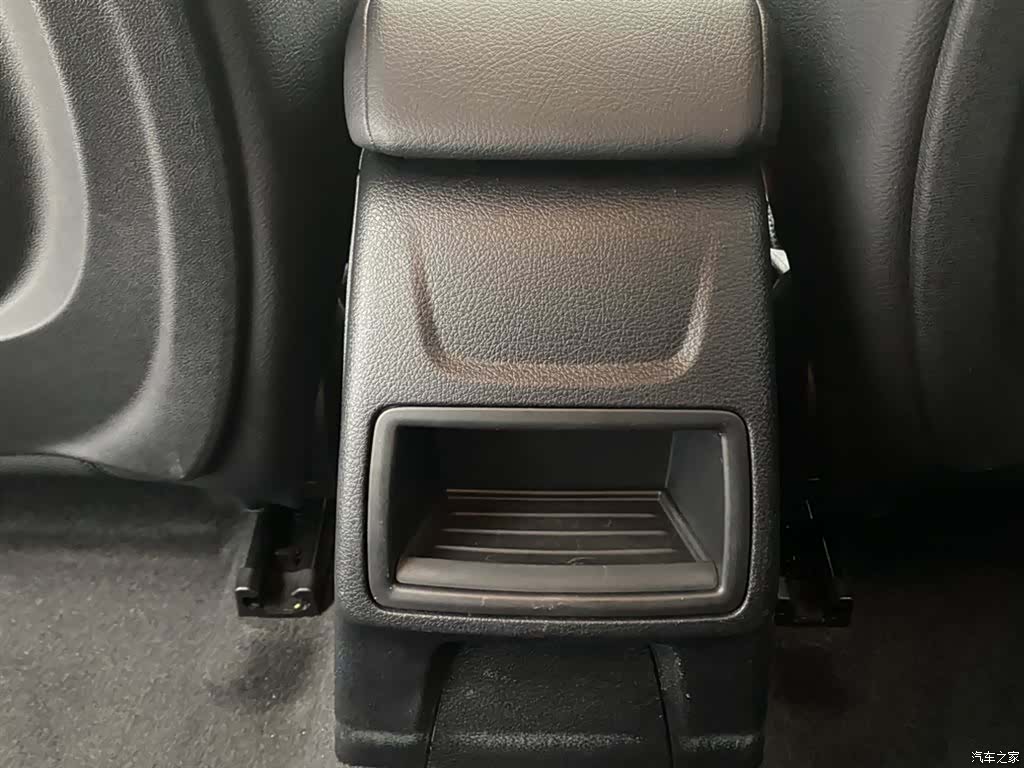 BMW 1 Series, 2021 28