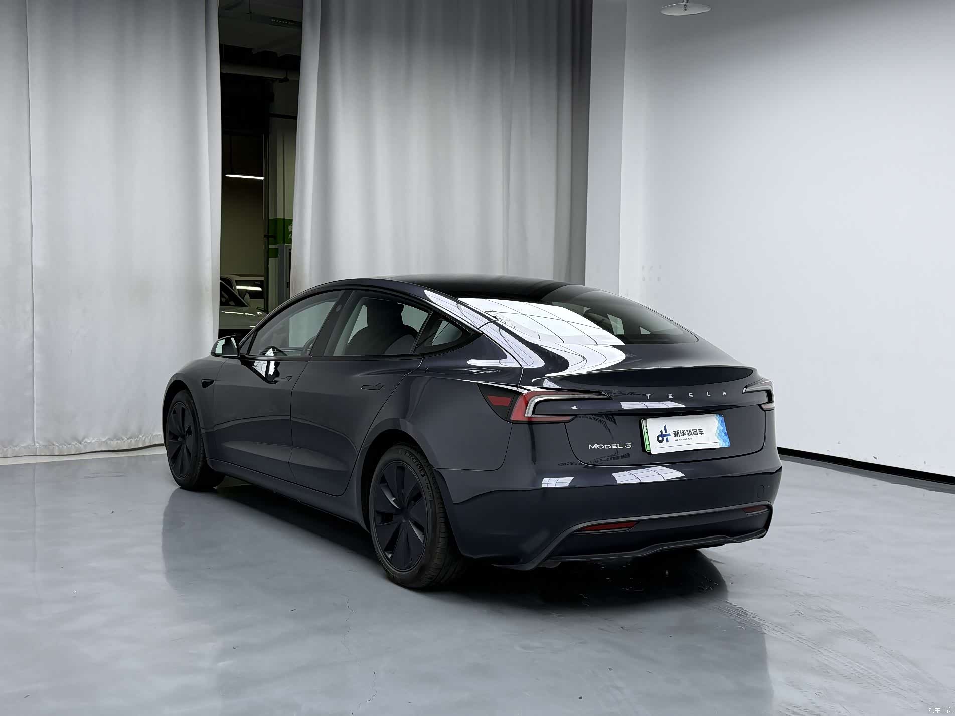 Tesla Model 3, 2024 15