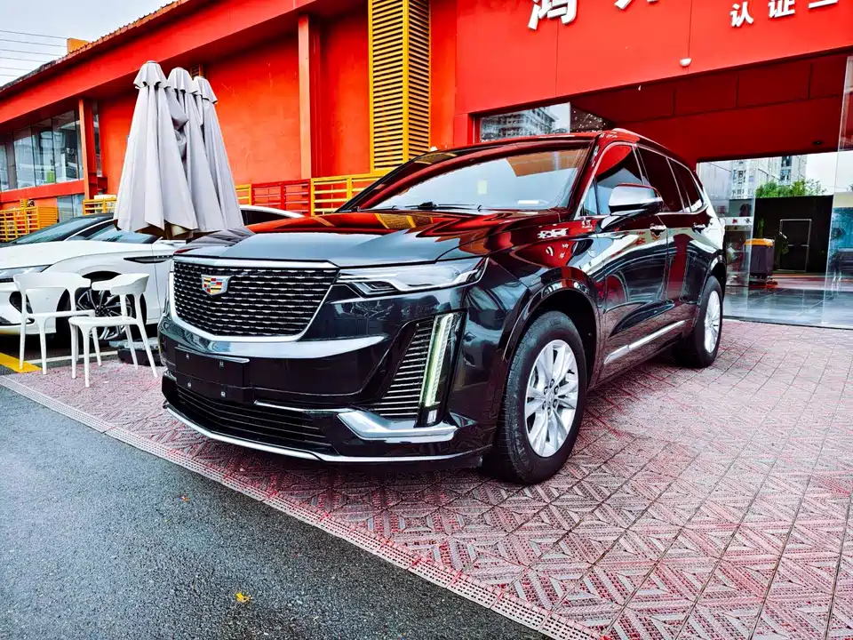 Cadillac XT6
