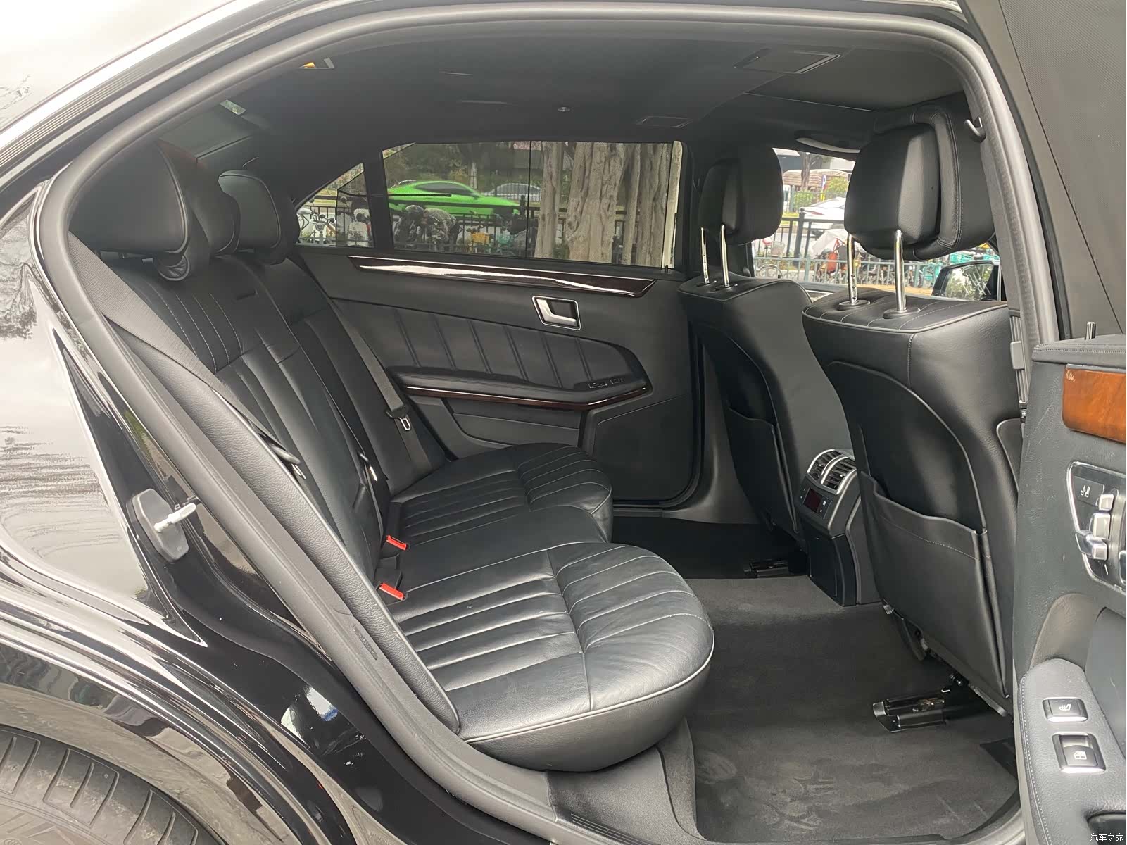 Mercedes-Benz E-Class, 2014 11