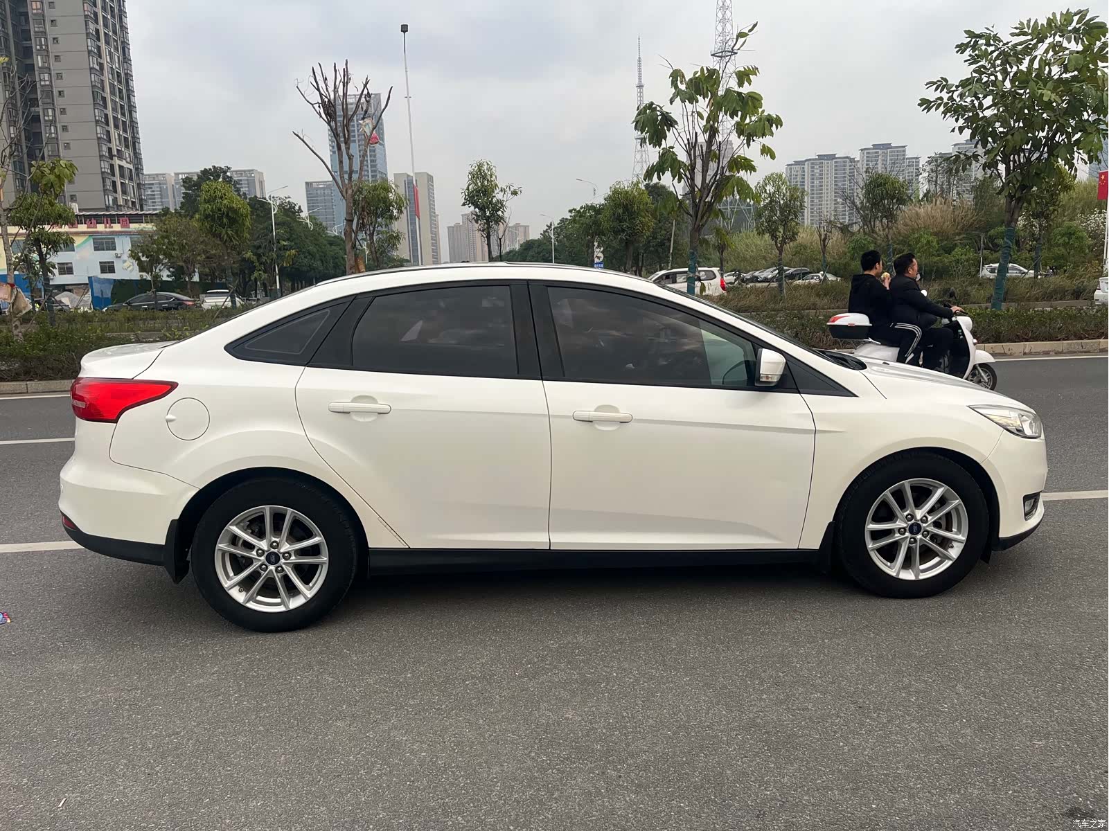 Ford Focus, 2015 6