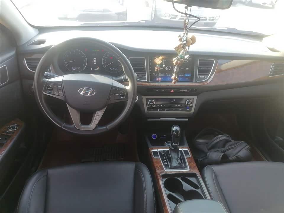 Hyundai Name picture