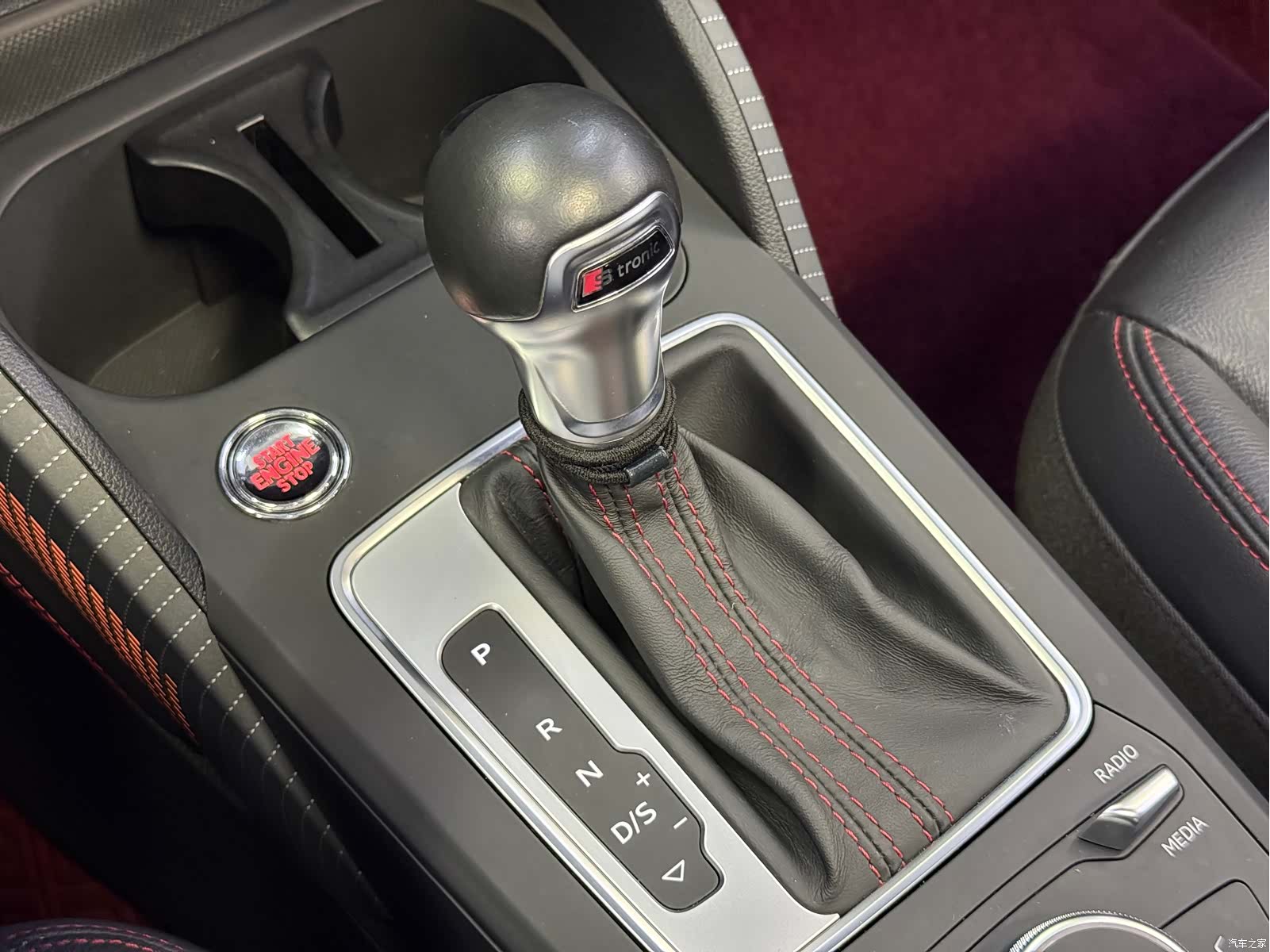 Audi Q2L, 2022 9