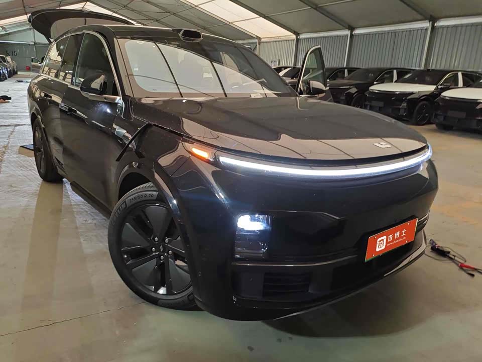 Li Auto Ideal L8