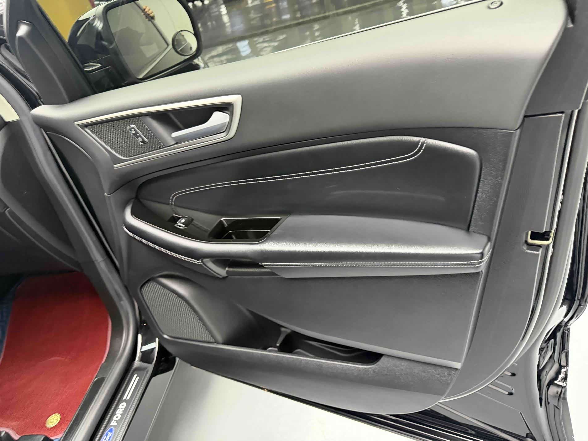 Ford Edge, 2022 14