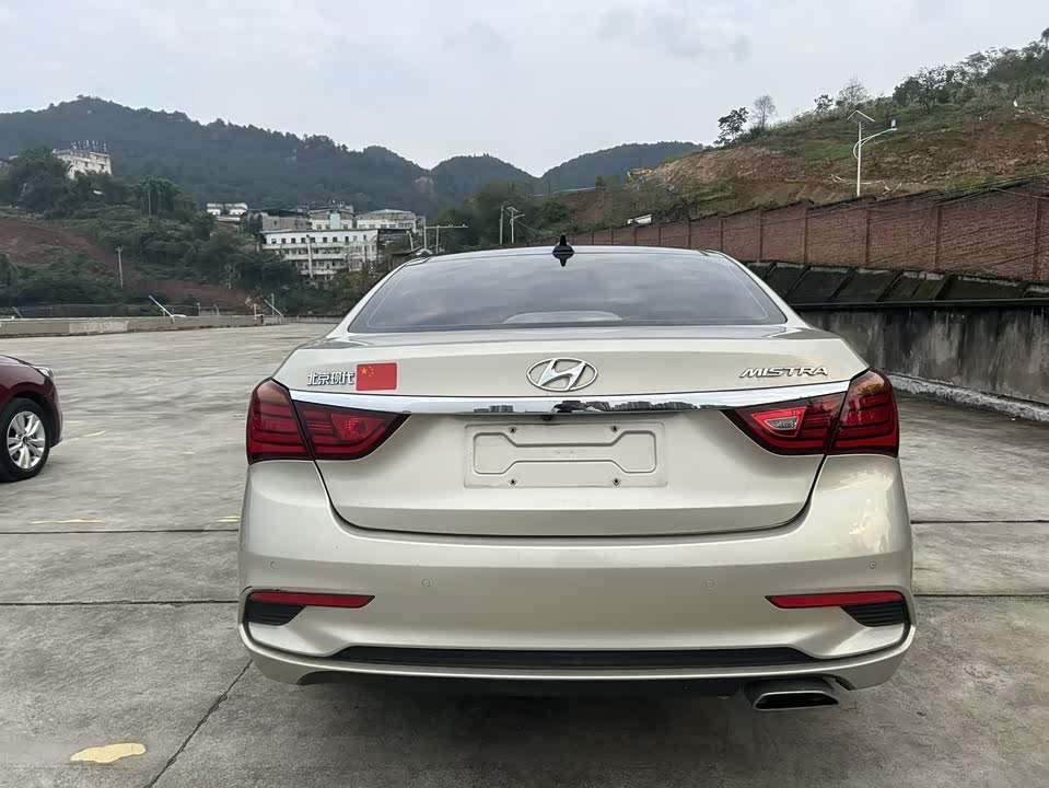 Hyundai Name picture