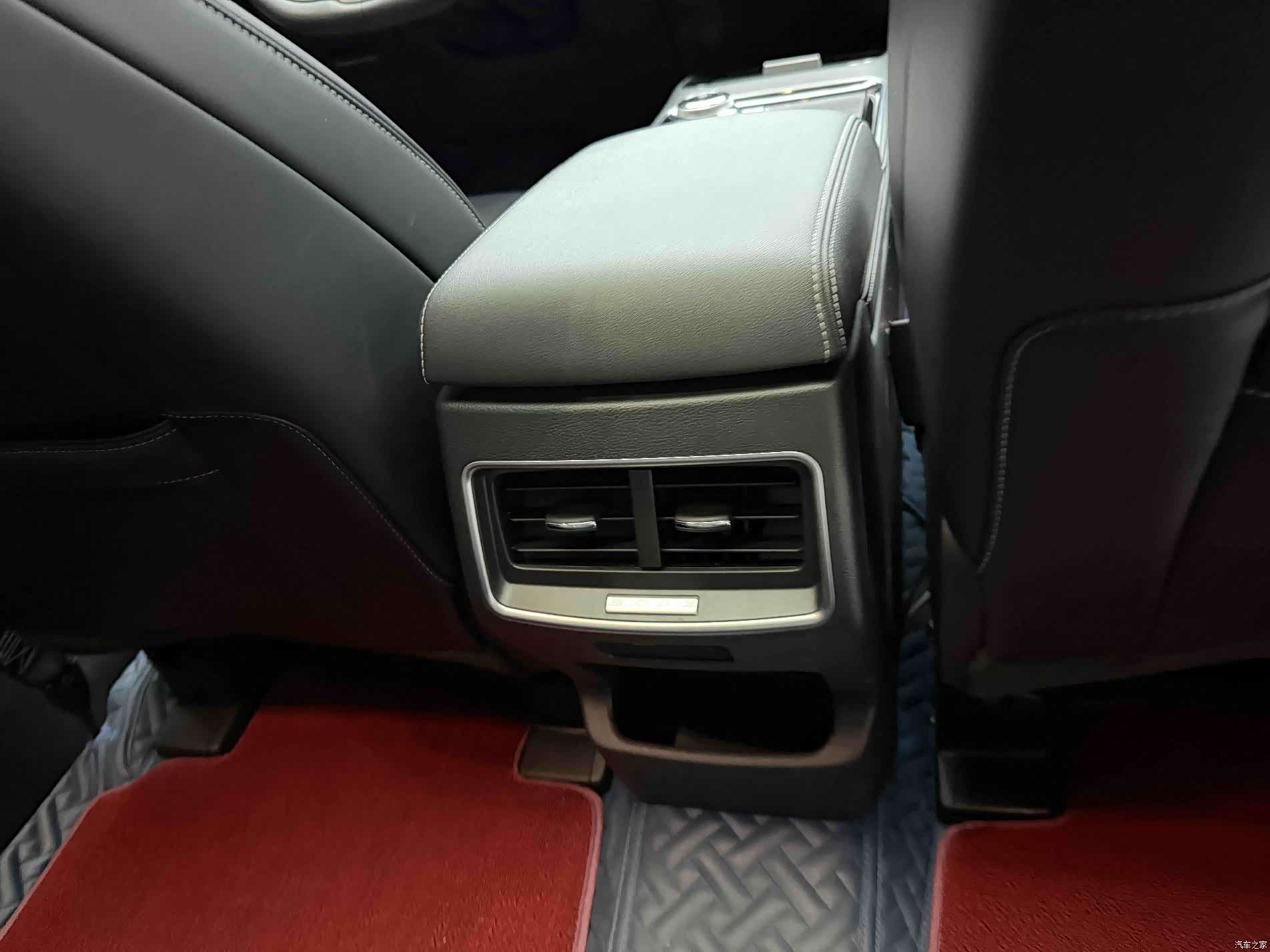 Ford Edge, 2022 16