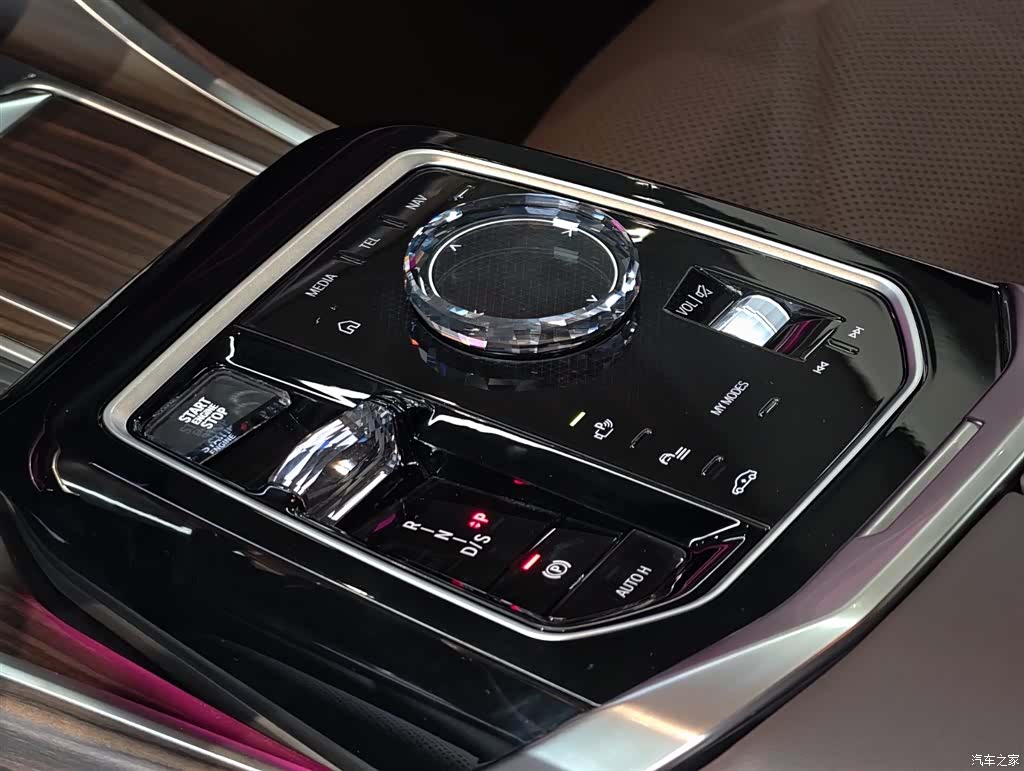 BMW 7 Series, 2025 28