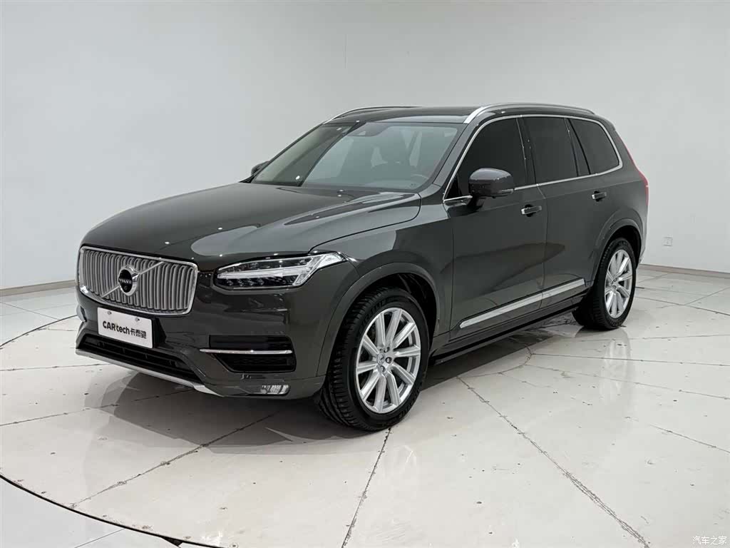 Volvo XC90, 2018 все фото