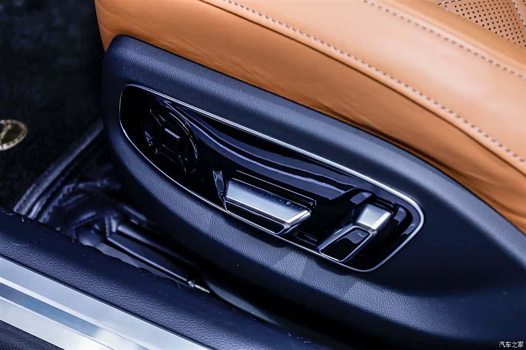 Audi A8L, 2024 26