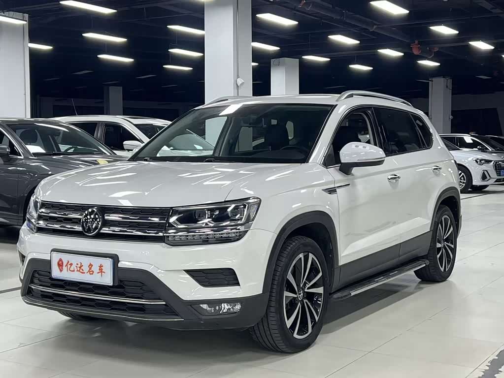 Volkswagen Tharu