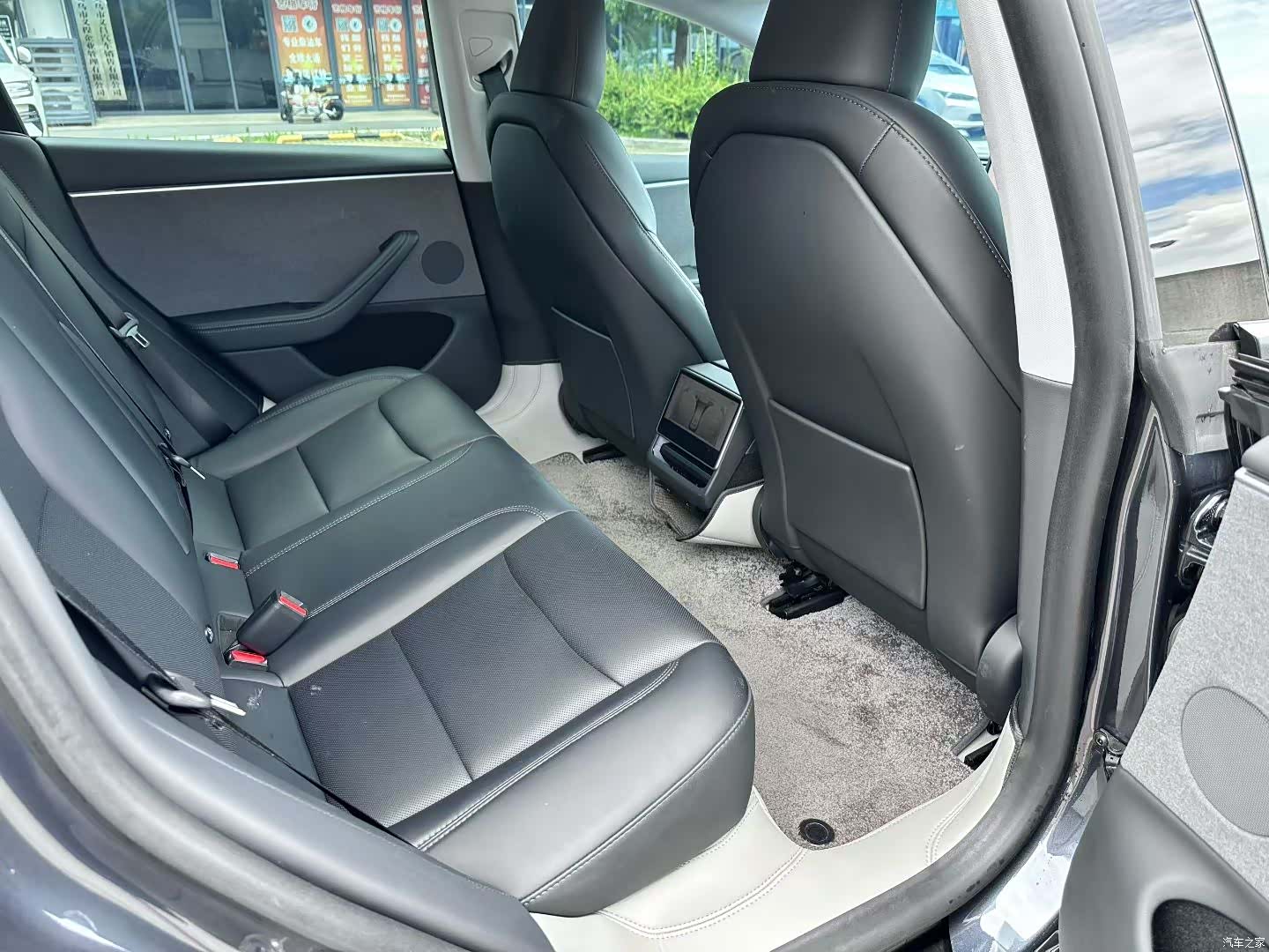 Tesla Model 3, 2024 7