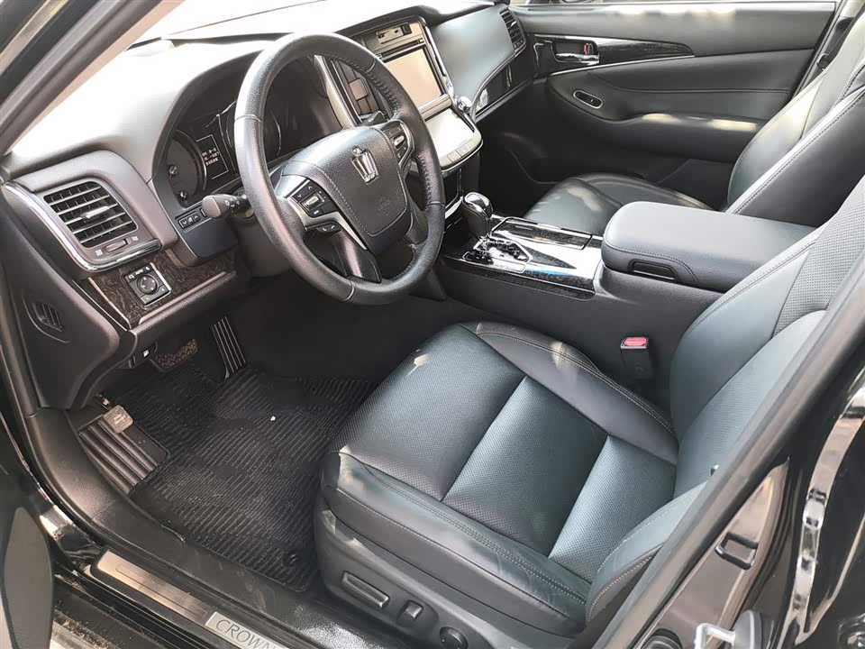 Toyota crown Toyota crown