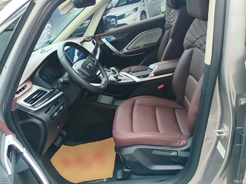 Geely Jiaji, 2022 15