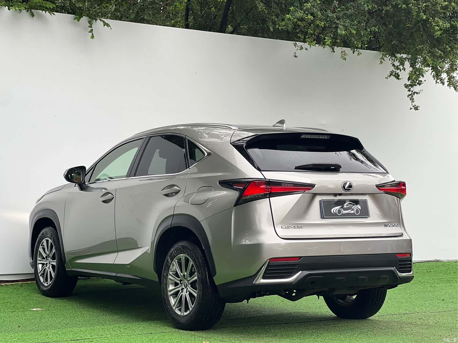 Lexus NX, 2021 9