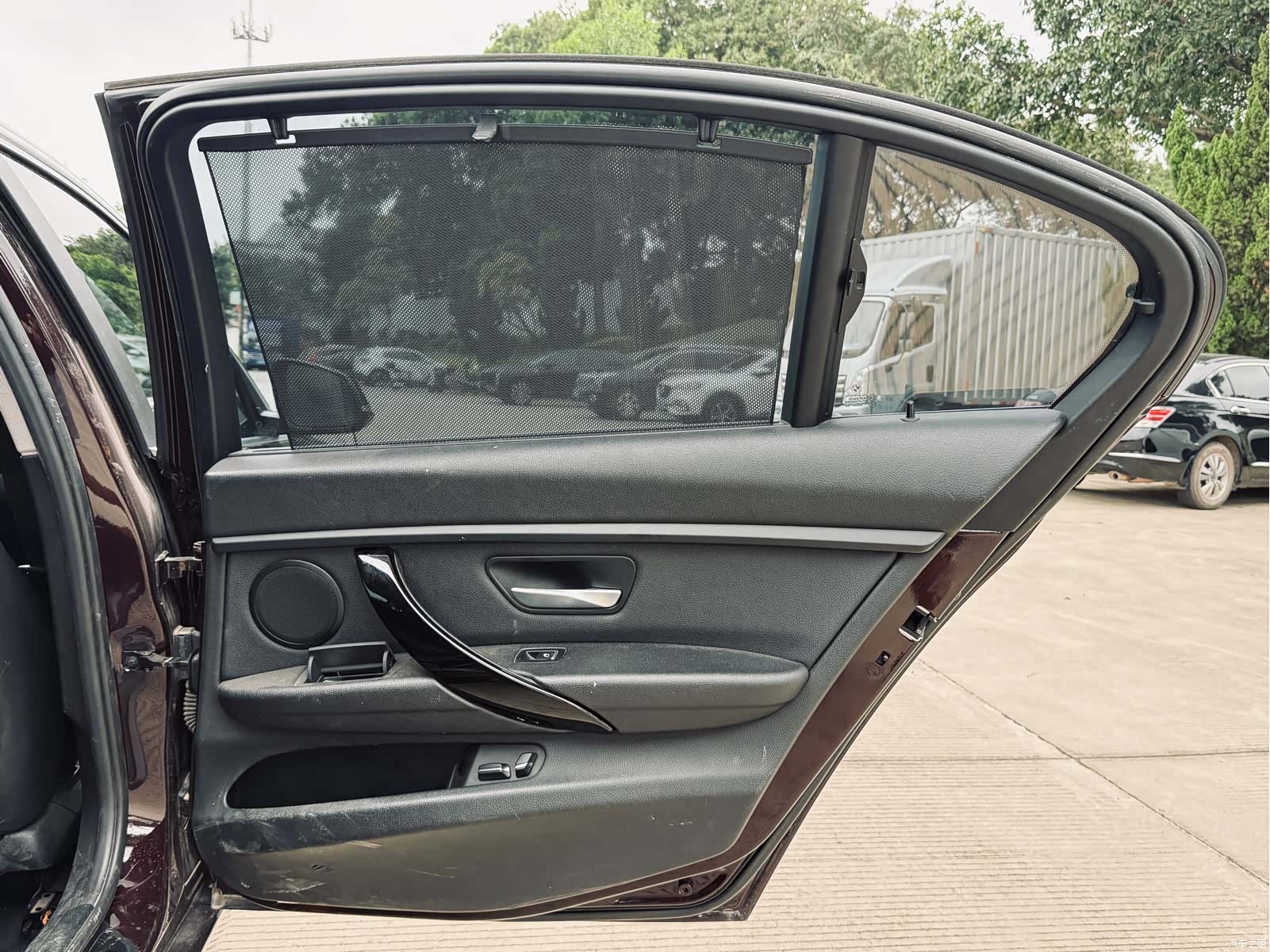 BMW 3 Series, 2017 24
