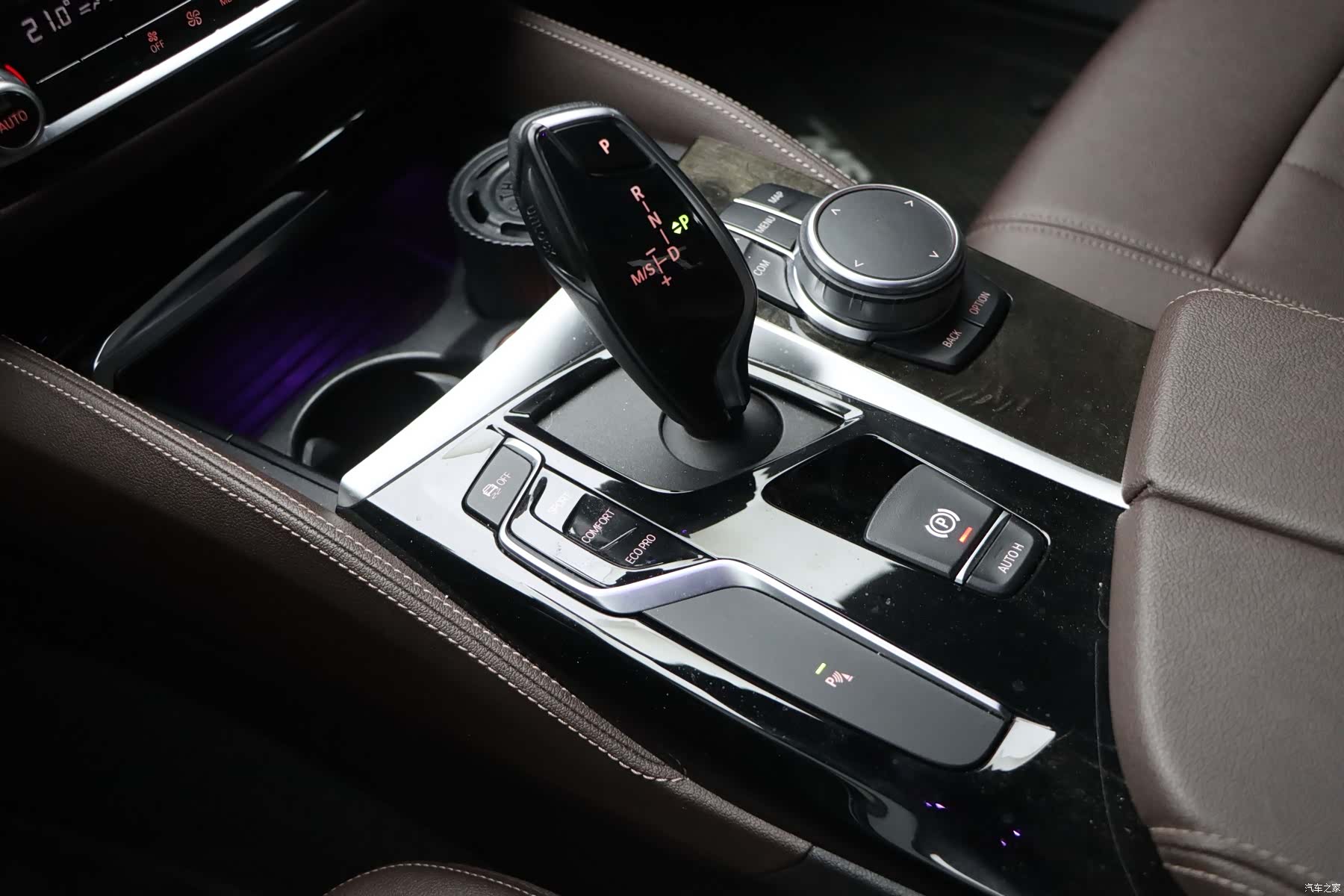 BMW 5 Series, 2019 19